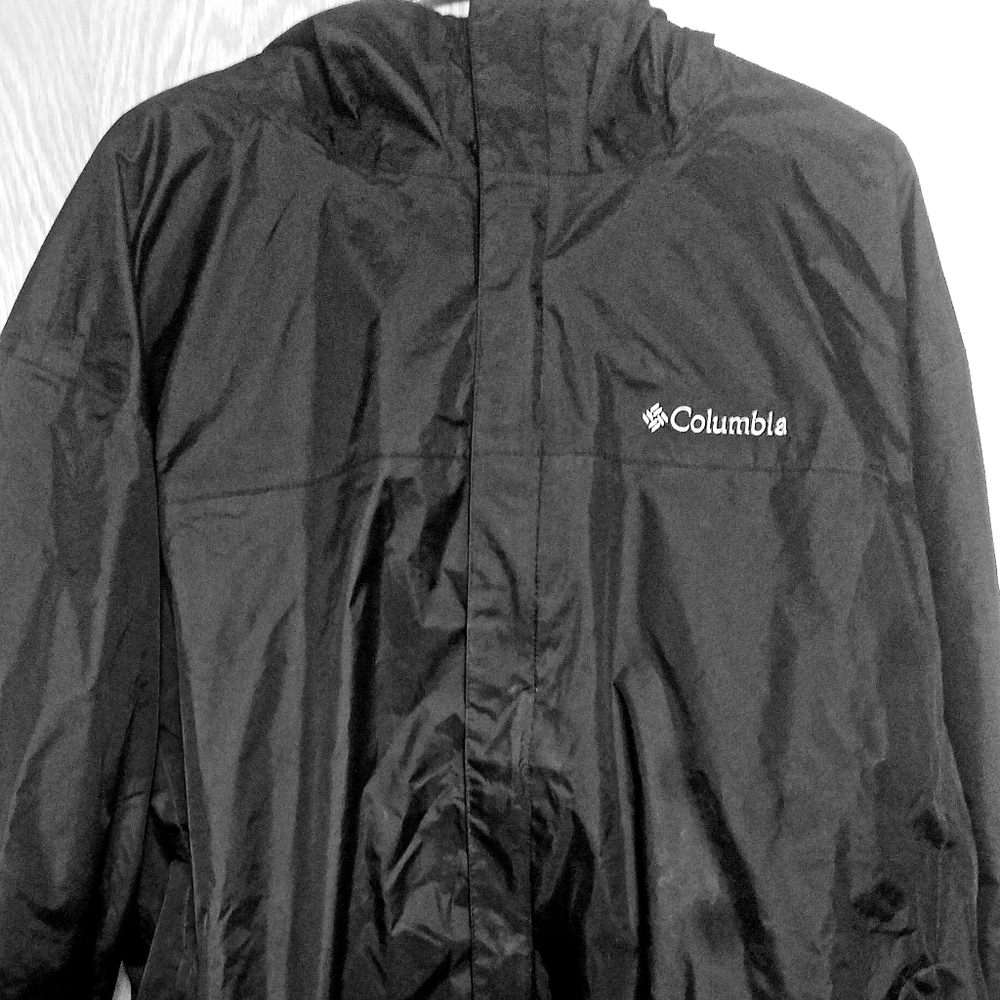 Columbia Windbreaker Jacket with hood